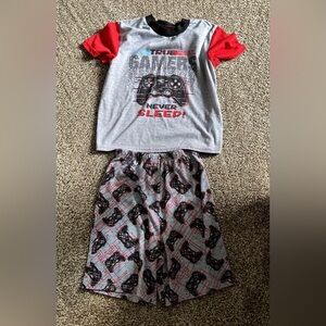 Boys size 8 pjs